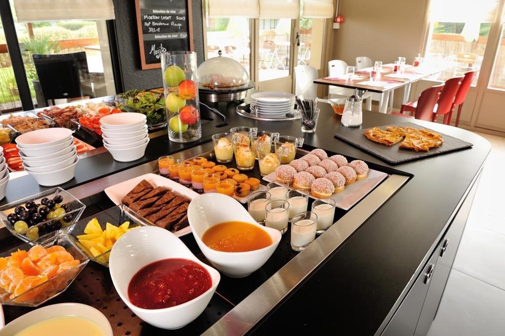 Campanile La Rochelle Nord - Chagnolet Hotel 3*